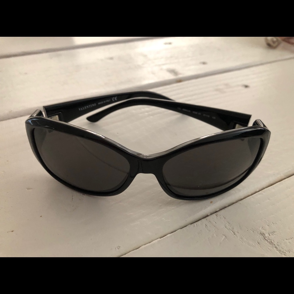Woman’s Valentino sunglasses.